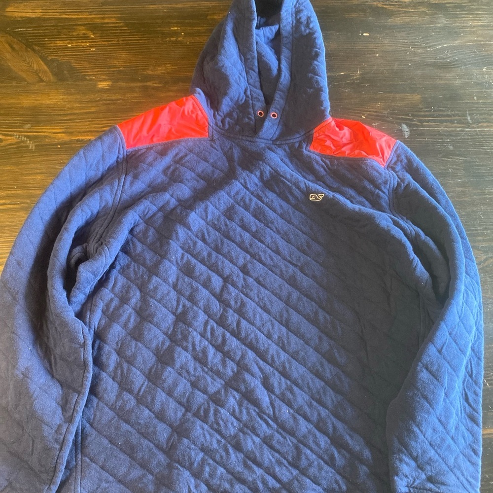 Vineyard Vines hoodie quilted sweatshirt